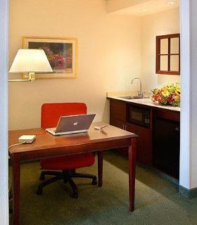 Hotel Springhill Boston 3*